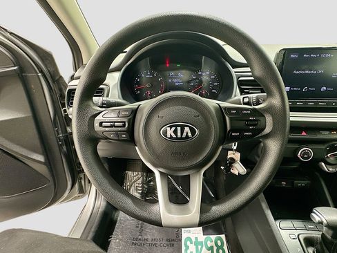 Used 2021 Kia Rio S FWD image 11