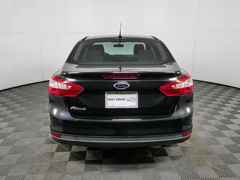 Used 2014 Ford Focus S FWD image 26