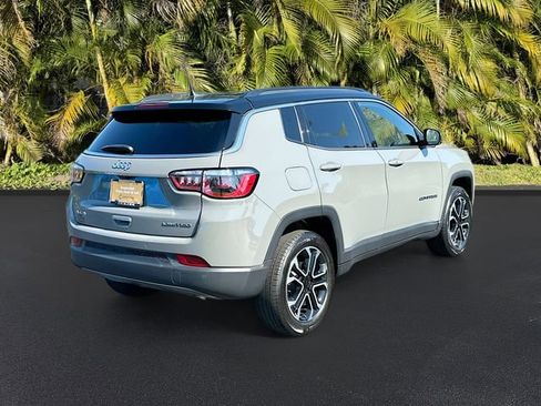 Used 2024 Jeep Compass Limited image 5