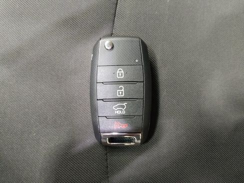 Used 2019 Kia Soul image 32