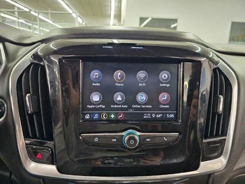 Used 2021 Chevrolet Traverse LS AWD/4WD image 23
