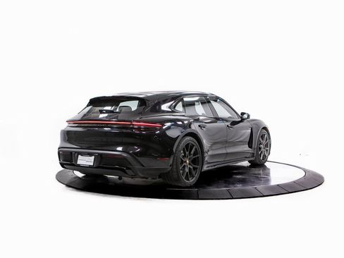 Certified 2023 Porsche Taycan GTS image 7