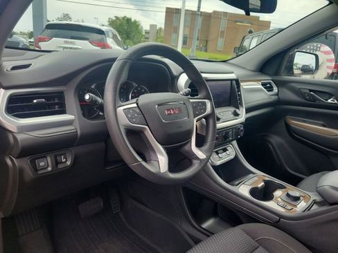 Used 2021 GMC Acadia SLE w/ Driver Convenience Package AWD/4WD image 19