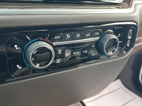 New 2026 Chevrolet Silverado 3500 LT w/ Convenience Package image 19