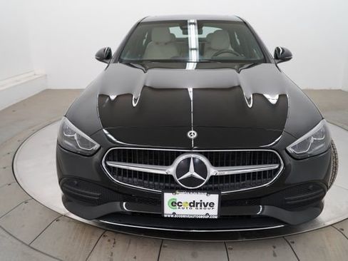 Used 2025 Mercedes-Benz C 300 4MATIC Sedan image 2