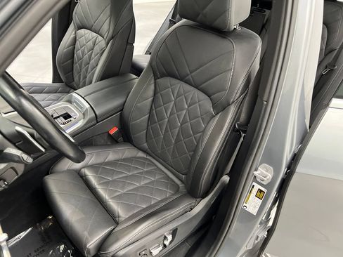 Used 2024 BMW X5 sDrive40i RWD image 11