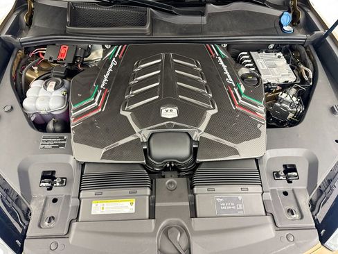 Used 2024 Lamborghini Urus Performante image 32