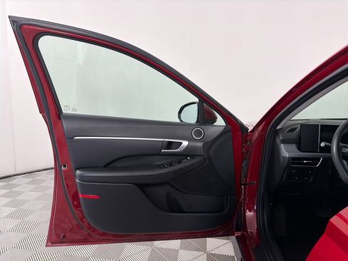 Used 2024 Hyundai Sonata SEL FWD image 10