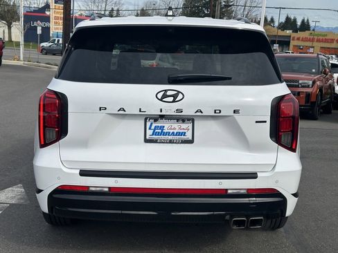 Certified 2025 Hyundai Palisade Calligraphy image 8
