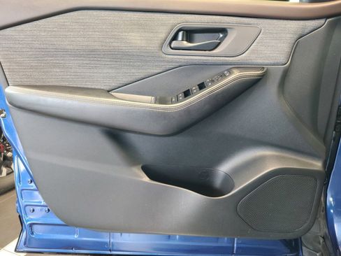 Used 2021 Nissan Rogue S image 26