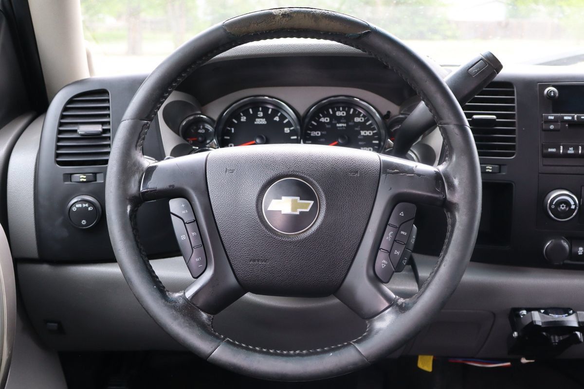 Used 2013 Chevrolet Silverado 2500 W/T RWD image 18