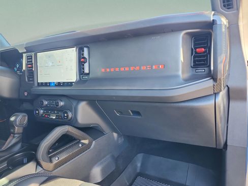 Certified 2025 Ford Bronco Raptor w/ Interior Carbon Fiber Pack image 20