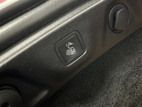 Used 2024 Dodge Charger R/T w/ Plus Group image 27