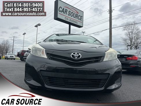 Used 2012 Toyota Yaris LE image 9