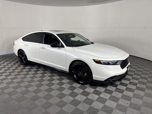 Certified 2023 Honda Accord Sport image 2