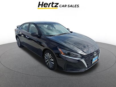 Used 2025 Nissan Altima 2.5 SV