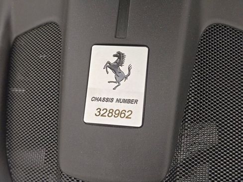 Used 2026 Ferrari Roma Spider RWD image 31