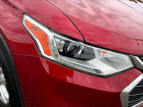 Used 2019 Chevrolet Traverse LT FWD image 27