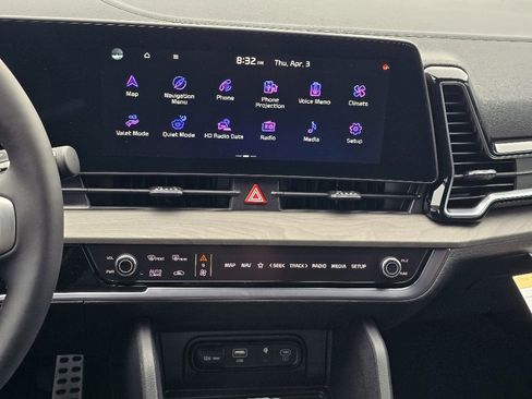 New 2025 Kia Sportage X-Pro AWD/4WD image 8