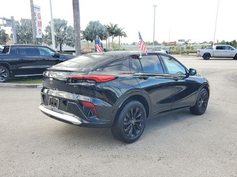 Used 2024 Buick Envista Sport Touring w/ Convenience I Package image 4