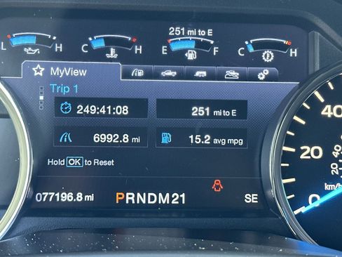 Used 2016 Ford F150 Lariat w/ Equipment Group 501A Mid image 10