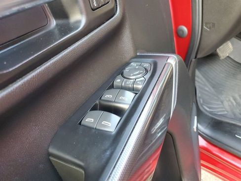Used 2022 GMC Sierra 2500 AT4 w/ AT4 Premium Plus Package AWD/4WD image 18