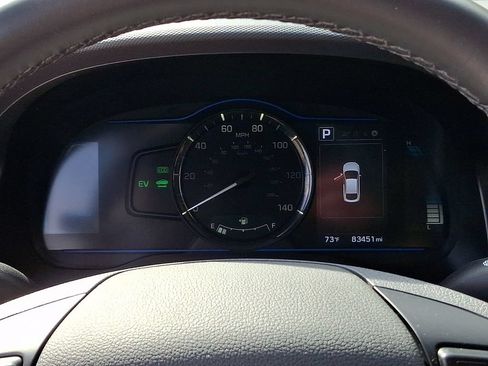 Used 2019 Hyundai Ioniq Plug-In Hybrid FWD image 20