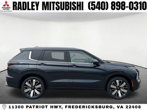 New 2026 Mitsubishi Outlander AWD image 6