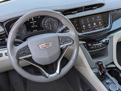 Used 2025 Cadillac XT6 Premium Luxury w/ Technology Package FWD image 12