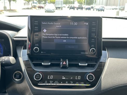 Certified 2022 Toyota Corolla Cross XLE FWD image 24