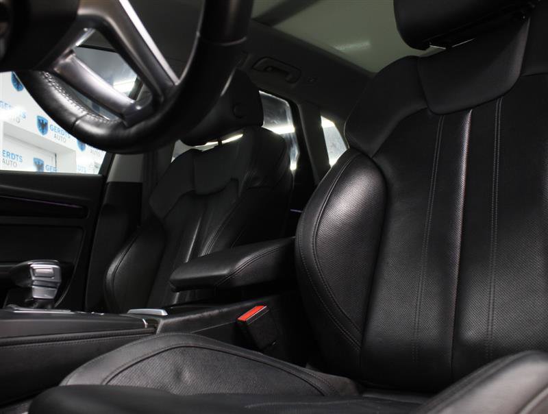 Used 2018 Audi Q5 Prestige w/ Prestige Package AWD/4WD image 9