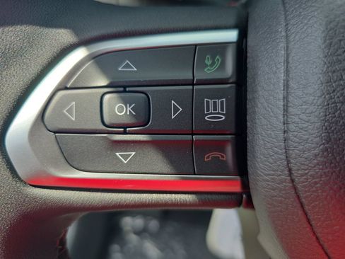 New 2026 Jeep Compass Trailhawk AWD/4WD image 17