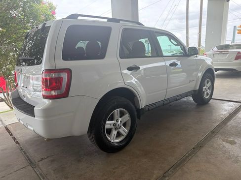 Used 2011 Ford Escape 2WD Hybrid image 3