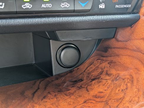 Used 2018 Lexus RX 350 AWD w/ Premium Package image 32