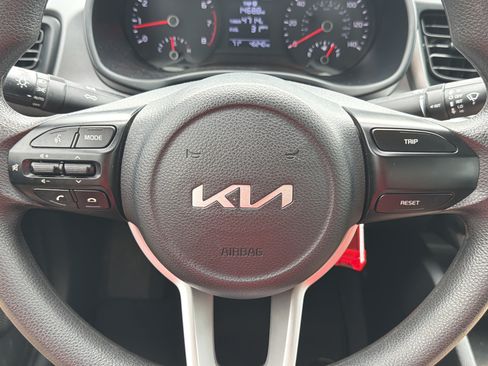 Used 2023 Kia Rio LX FWD image 11