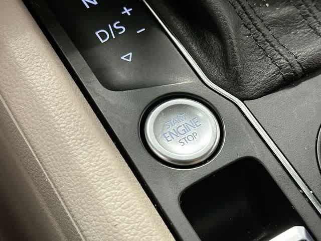 Used 2019 Volkswagen Atlas SEL AWD/4WD image 11