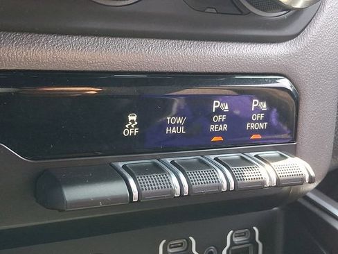 Used 2019 RAM 1500 Big Horn AWD/4WD image 27