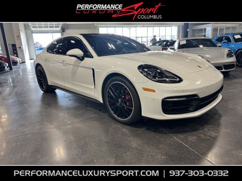 Used 2022 Porsche Panamera 4 image 1
