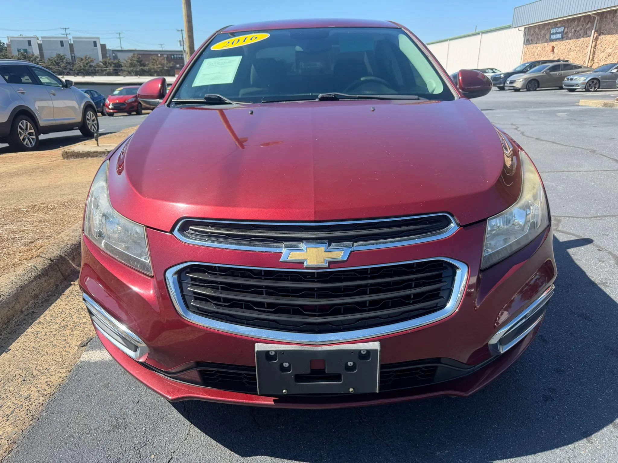Used 2016 Chevrolet Cruze LT FWD image 2