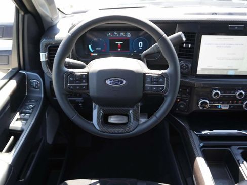 New 2026 Ford F250 Lariat w/ Black Appearance Package AWD/4WD image 19