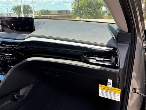 Used 2024 Acura MDX SH-AWD image 22