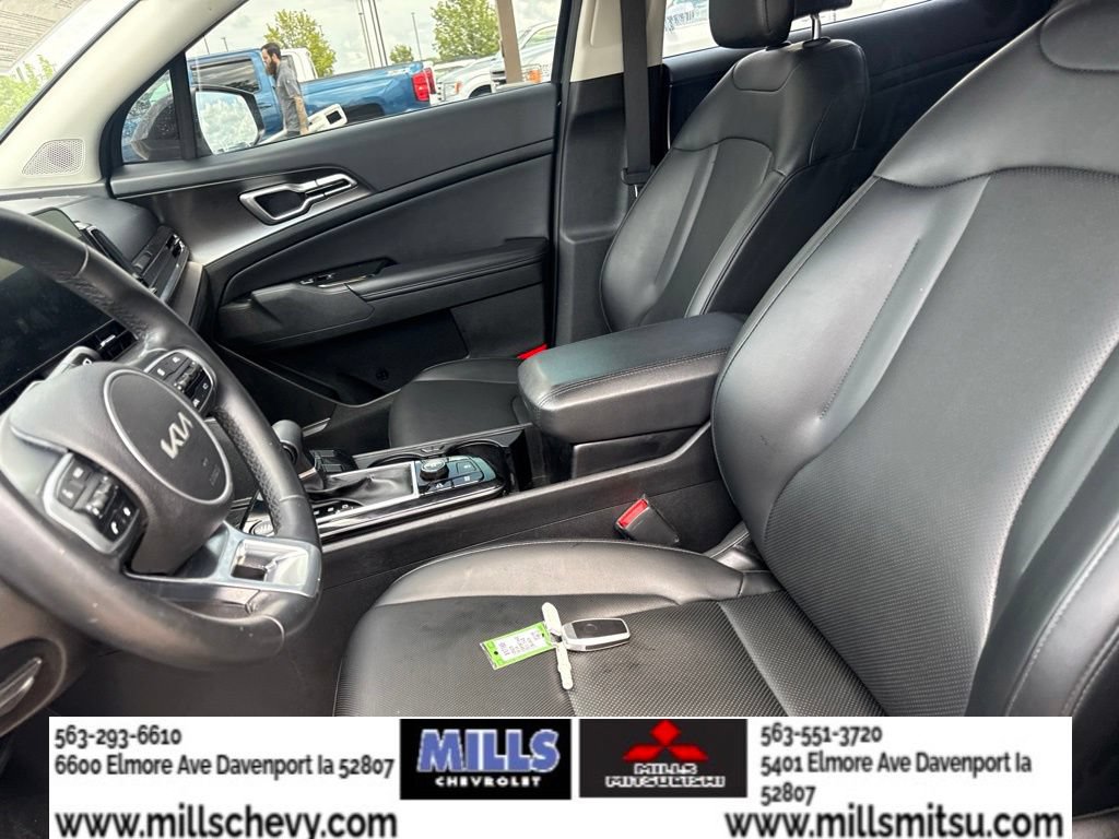 Used 2023 Kia Sportage EX FWD image 12