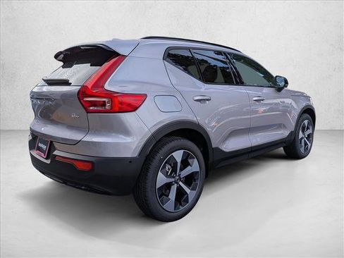 New 2026 Volvo XC40 B4 Plus w/ Climate Package image 2