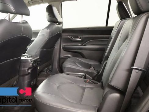 Certified 2024 Toyota Grand Highlander AWD Hybrid image 33
