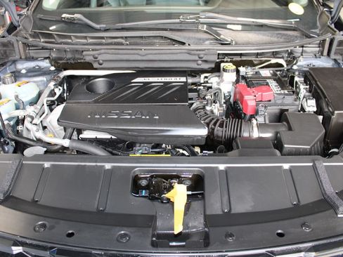 Used 2023 Nissan Rogue SL w/ SL Premium Package FWD image 9