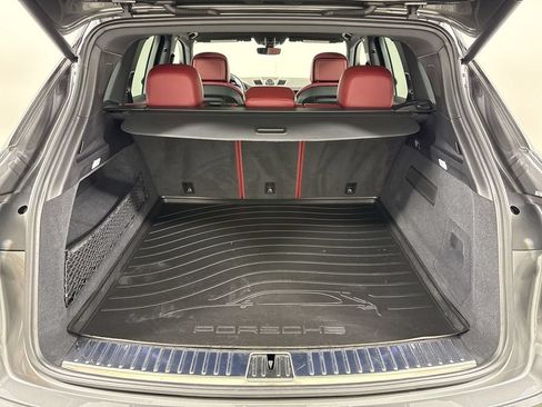 Certified 2023 Porsche Cayenne Platinum Edition AWD/4WD image 20