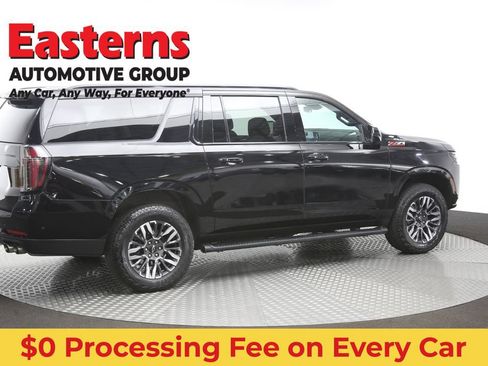 Used 2025 Chevrolet Suburban Z71 AWD/4WD image 45