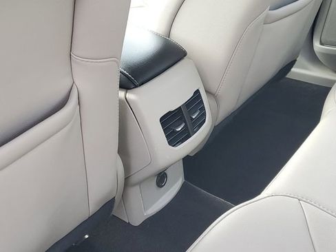 Used 2019 Ford Fusion SEL image 30