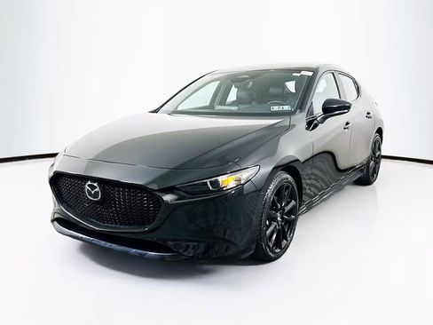 Used 2024 MAZDA MAZDA3 s FWD image 3
