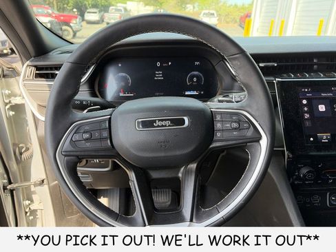 Used 2024 Jeep Grand Cherokee L Altitude RWD image 15